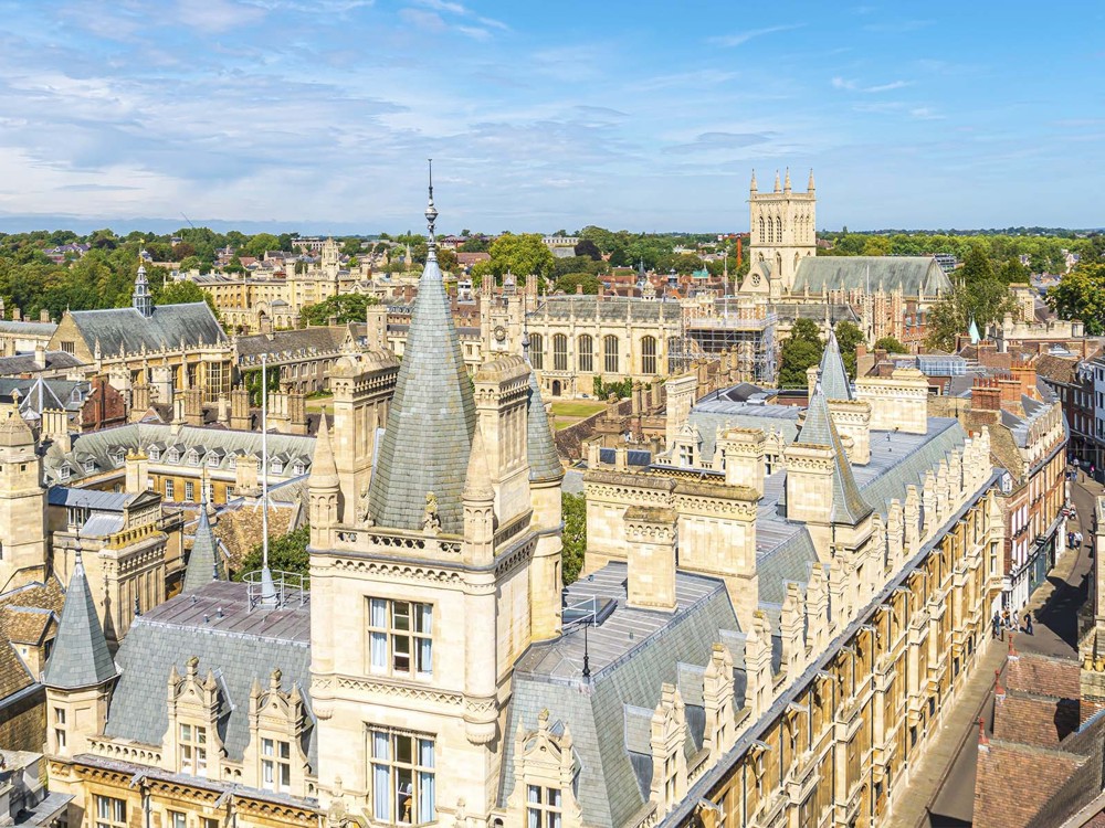 Universidades & Colegios